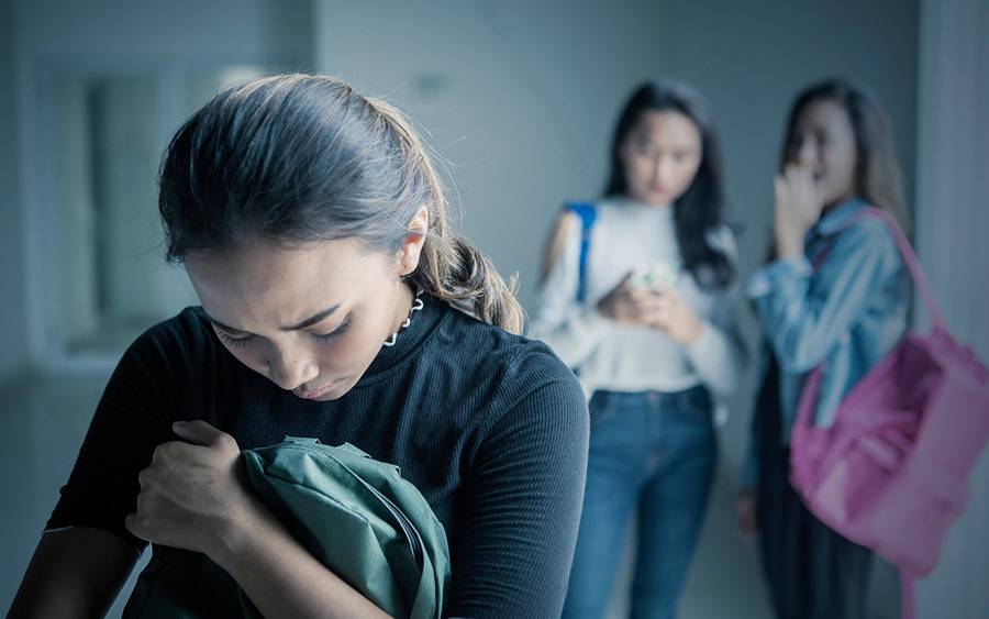 50 Shocking Statistics on Peer Pressure in High School Revealed - 2024