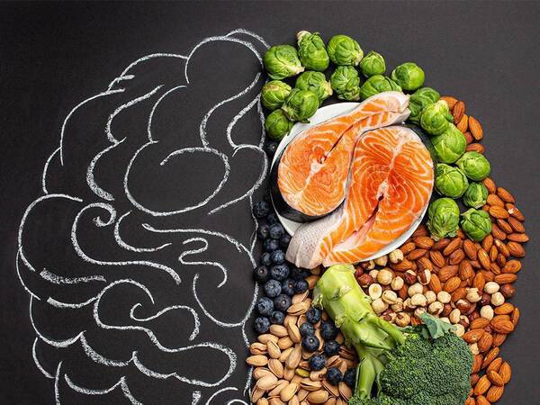 Food affects our mental health, here's a few good brain foods