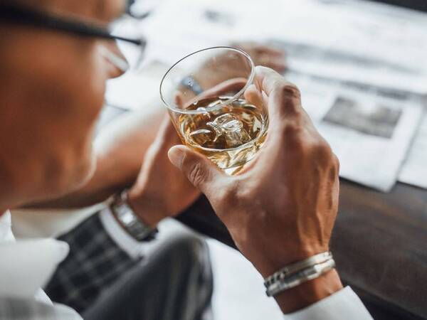 A man about to drink alcohol; could he be at risk for liver disease?