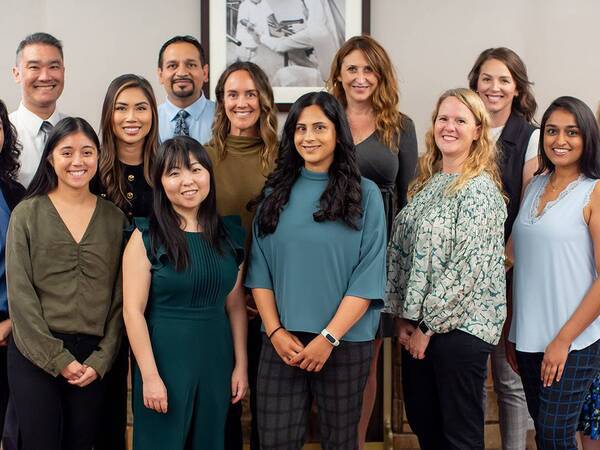 A group shot of Scripps Health Specialty Pharmacy Residents faculty and students.