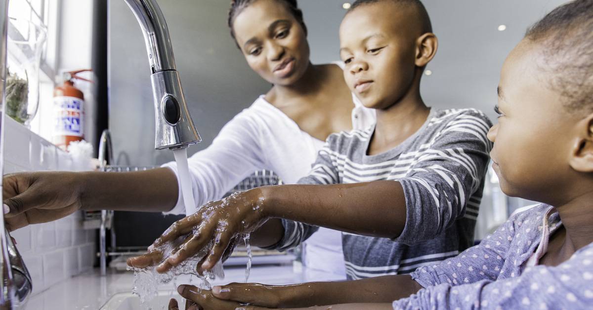 Handwashing vs. Hand Sanitizer? Which is Better? - Scripps Health