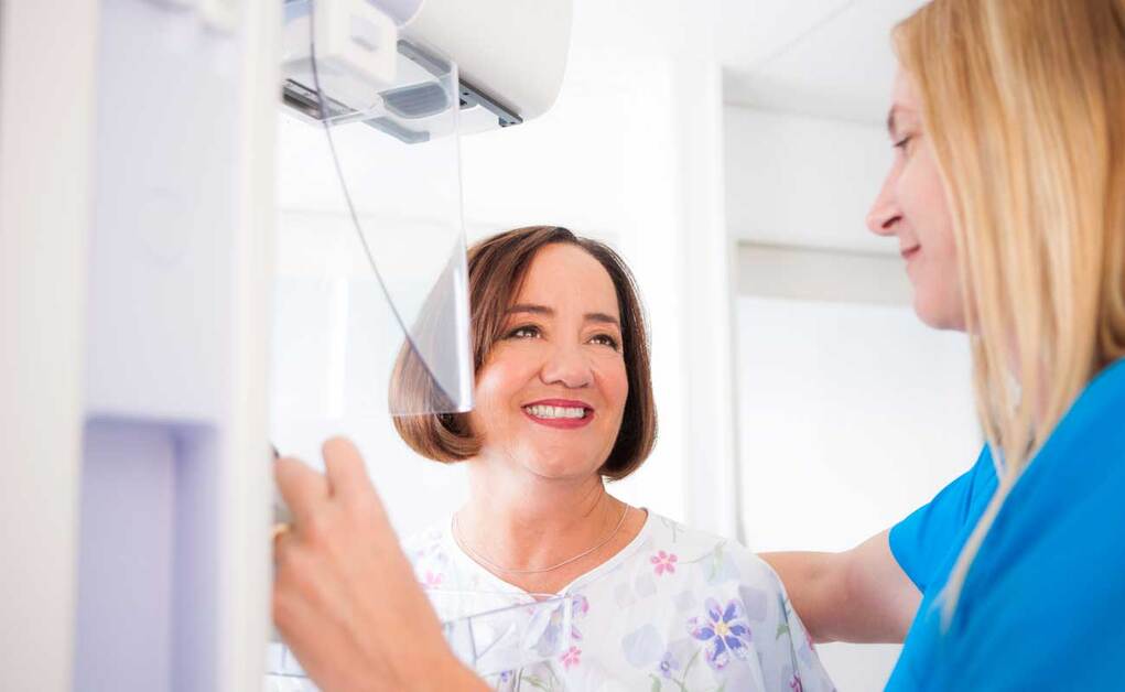Having a mammogram – Three Counties Breast Clinic